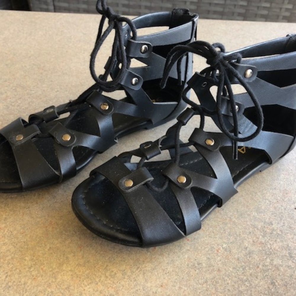 SODA Black Gladiator Flat Sandals Lace Up Back Zip
